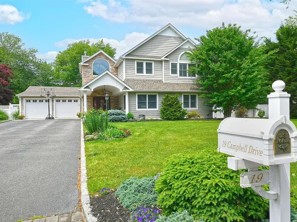 19 Campbell Drive, Dix Hills, NY 11746