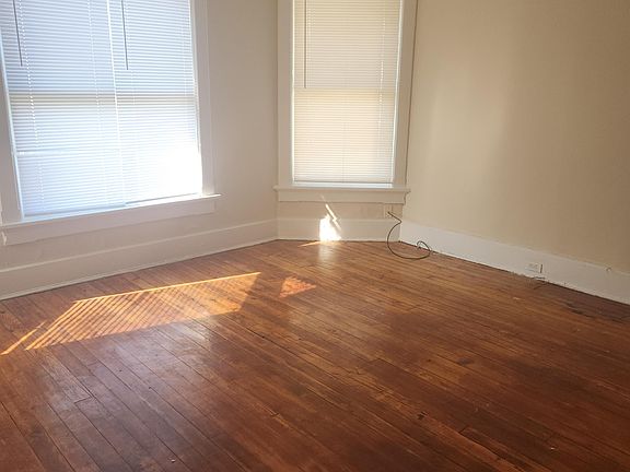 2nd image of 1361 Woodland Ave NW #11021967