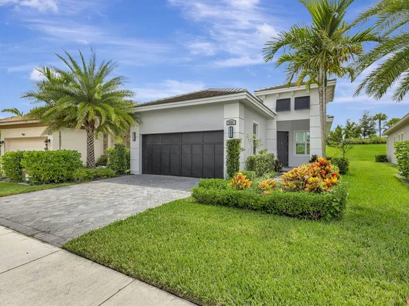 9225 SW Pepoli Way, Port Saint Lucie, FL 34987