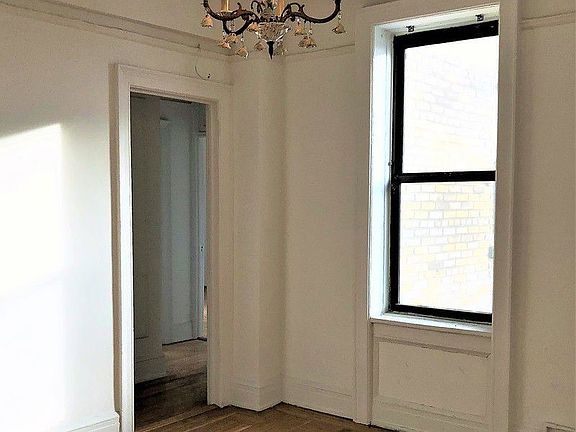 5th image of 409 Edgecombe Ave APT 13E