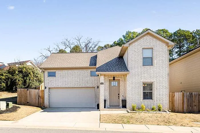 3 bed, 2.5 bath, 1544 sqft, $1,750 — Photo 2