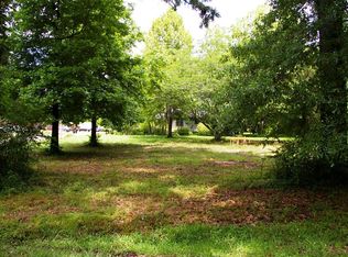 N Live Oak St N, McComb, MS 39648