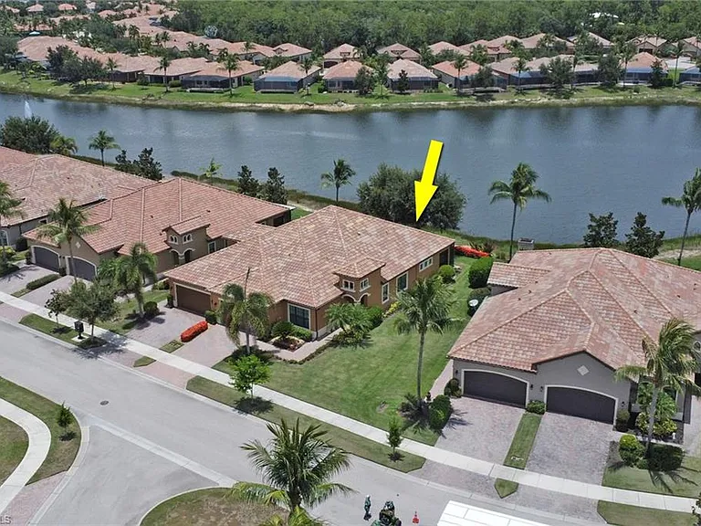 9142 Isla Bella Cir — Photo 29