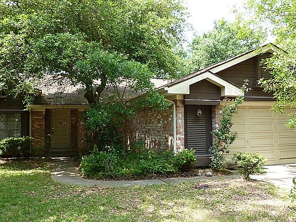 Additional interior photos will be added when the listing is ready for showings