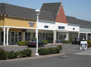 205 Fern Valley Rd STE Z, Phoenix, OR 97535