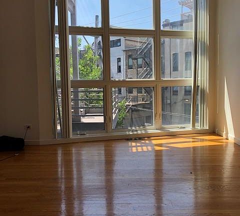 5th image of 943 W Huron St Unit G