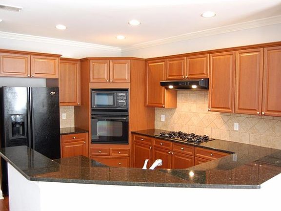 5th image of 2004 Sterling Ct
