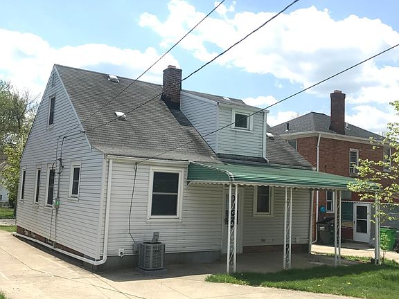 3rd image of 105 Gould Ave