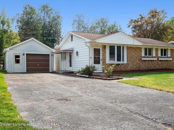 4721 Sycamore St, Holt, MI 48842