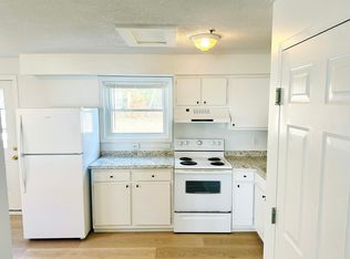 9 Davis Farm Rd #20, Raymond, ME 04071