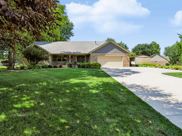 3290 W Sunset Dr S, Greenfield, IN 46140