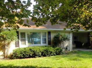 1506 Bay Rd, Johnsburg, IL 60051