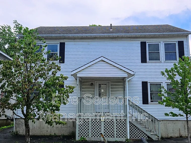 358-360 N Winooski Ave #3 — Photo 1