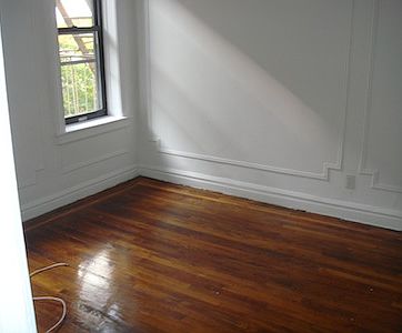 5th image of 28 Bedford Park Blvd E APT C6