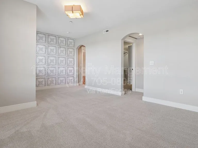9045 Terrazza South Ct — Photo 21