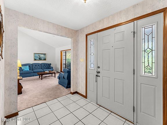 3rd image of 4077 Mallard Dr
