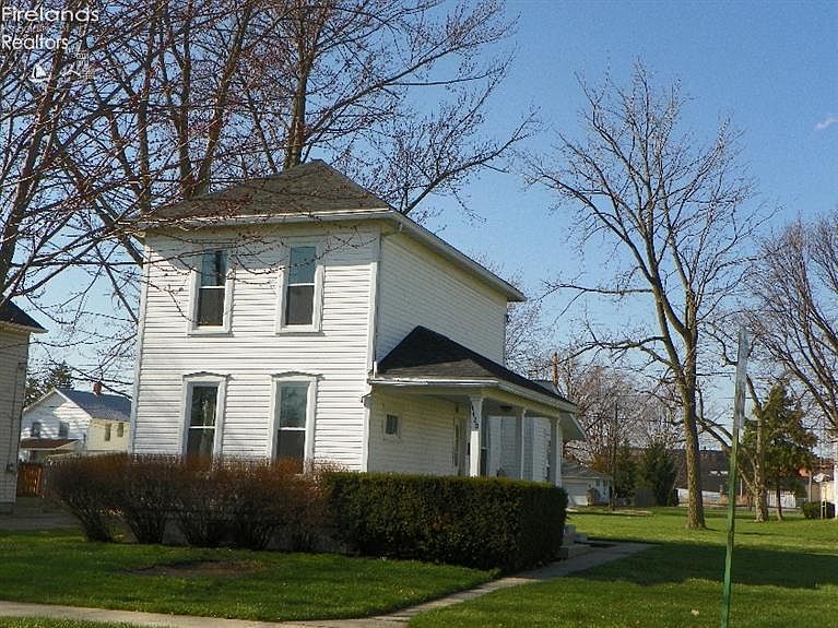 1st image of 1420 Hickory St