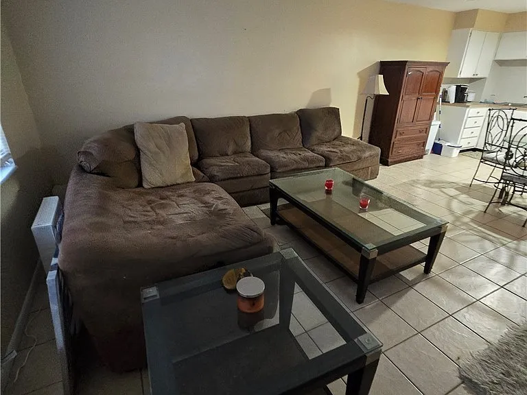 4901 Victoria Dr #205 — Photo 6