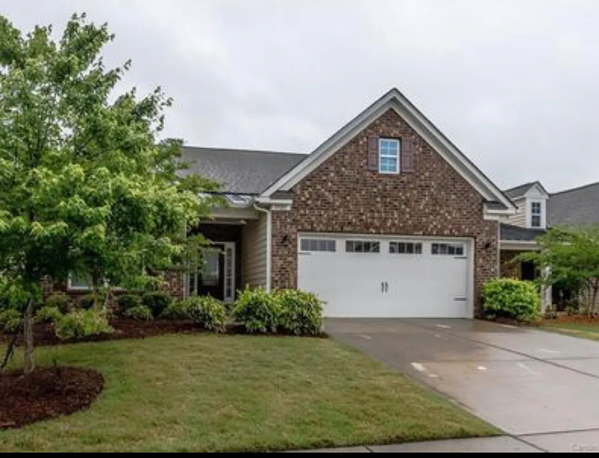 Building Photo - 1525 Deer Meadows Dr