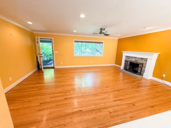 350 Burgess St, Livermore, CA 94550