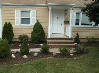 101 W Hanover Ave, Morris Plains, NJ 07950