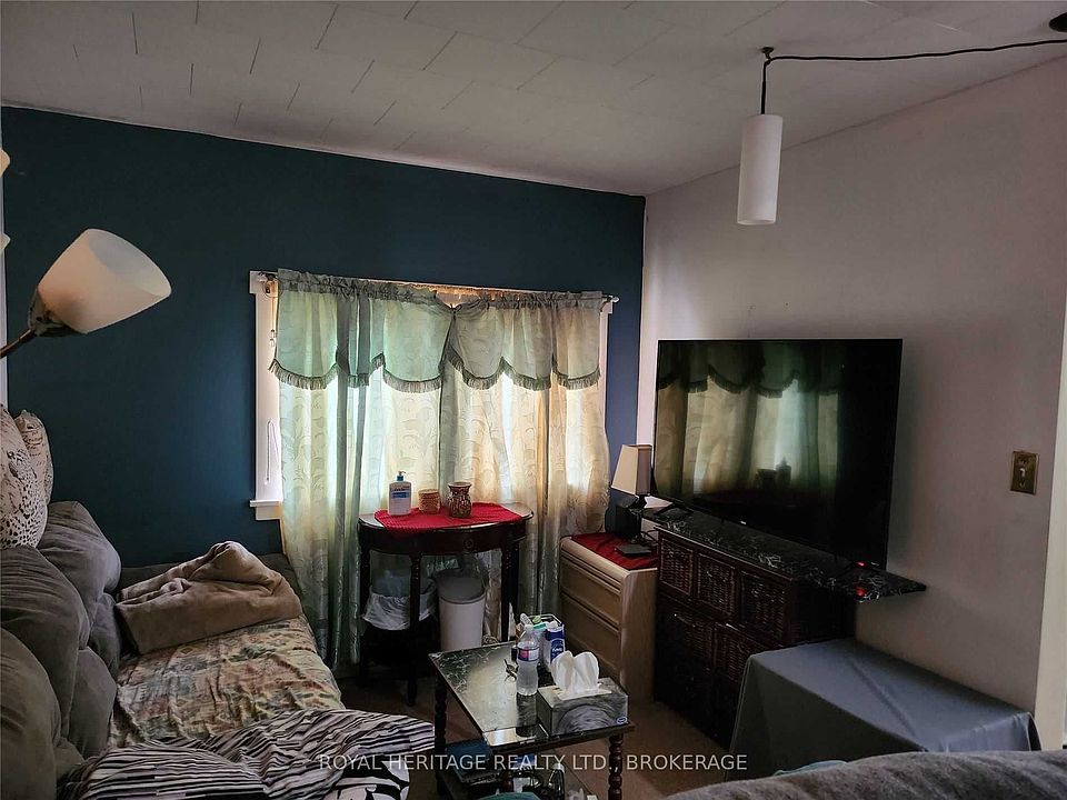 2nd image of 75 Charles St #B