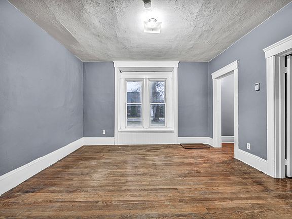 4th image of 712 E Erie Ave #A