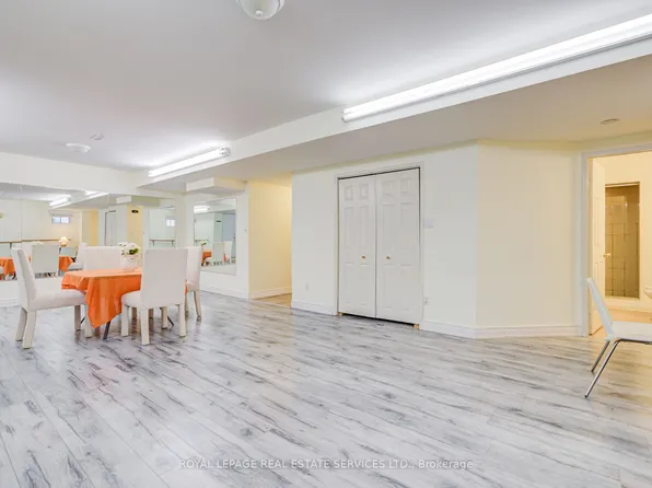 117 Clark Ave, Markham, ON L3T 1T1