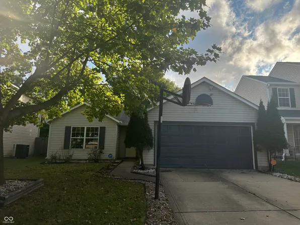 5217 Pike Creek Ln, Indianapolis, IN 46254