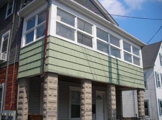35 Coburn St APT 3, Framingham, MA 01702