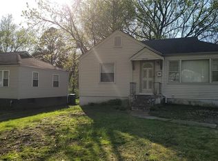 2049 Raven Dr, Saint Louis, MO