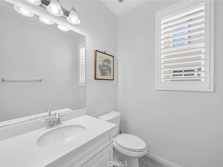 1617 Camden Ct — Photo 15