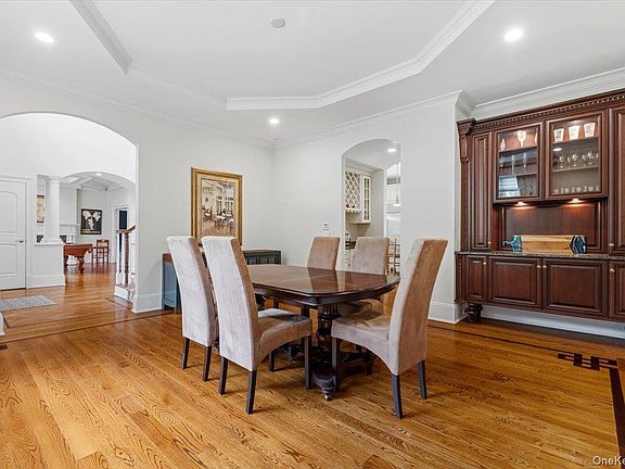 5th image of 16 Austin Place