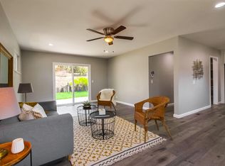 332 Avalon Dr, Vista, CA 92084