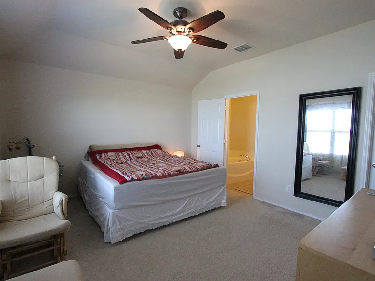 1810 Bayfront Dr — Photo 6