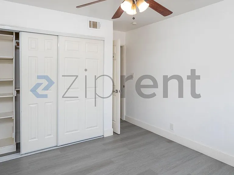 2330 Olive Ave — Photo 21