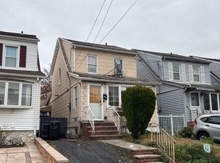 90-21 207th St, Queens Village, NY