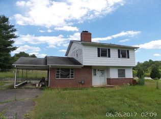 1310 McKinney Rd, Mount Airy, NC 27030