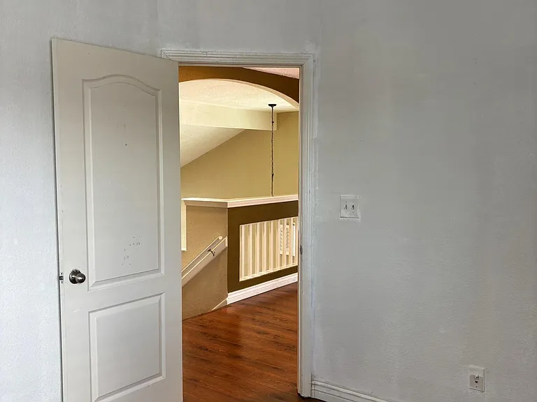 2313 Passage Pl — Photo 25