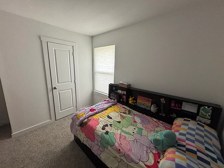 7811 Sanremo Dr — Photo 9