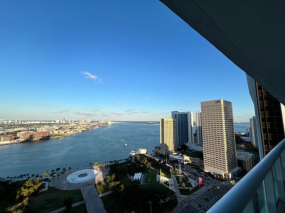 4th image of 50 Biscayne Blvd APT 3508