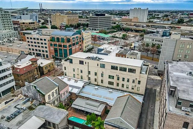 801 Saint Joseph St #Penthouse 1 — Photo 37
