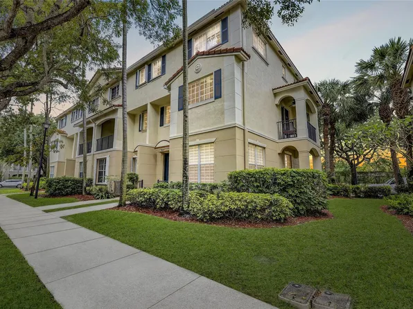4627 Danson Way, Delray Beach, FL 33445