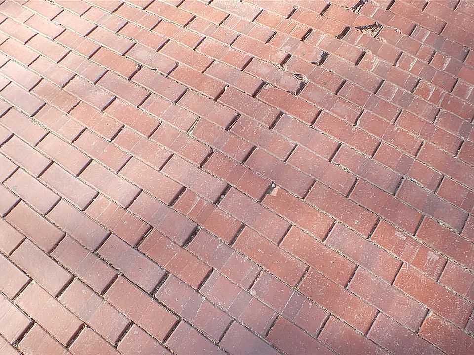 2nd image of 2108 Vermont St