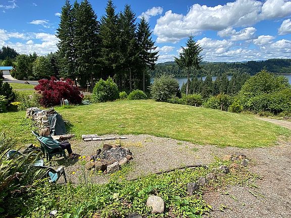 5th image of 135 Island View Dr #2