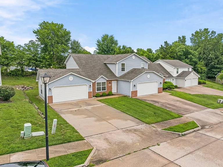 5004-5006 Betty Jean Way — Photo 33
