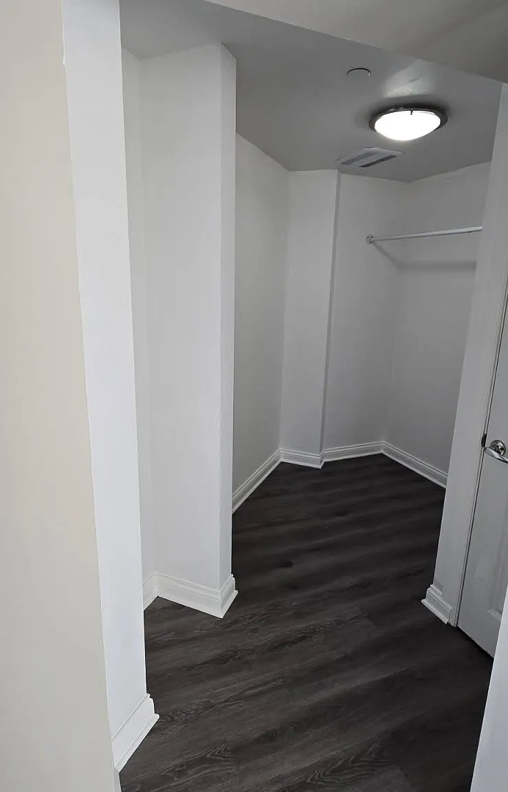 2 bed, 1377 sqft, $2,150 — Photo 4