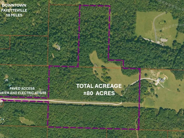 S Smokey Bear Rd #18, Fayetteville, AR 72701