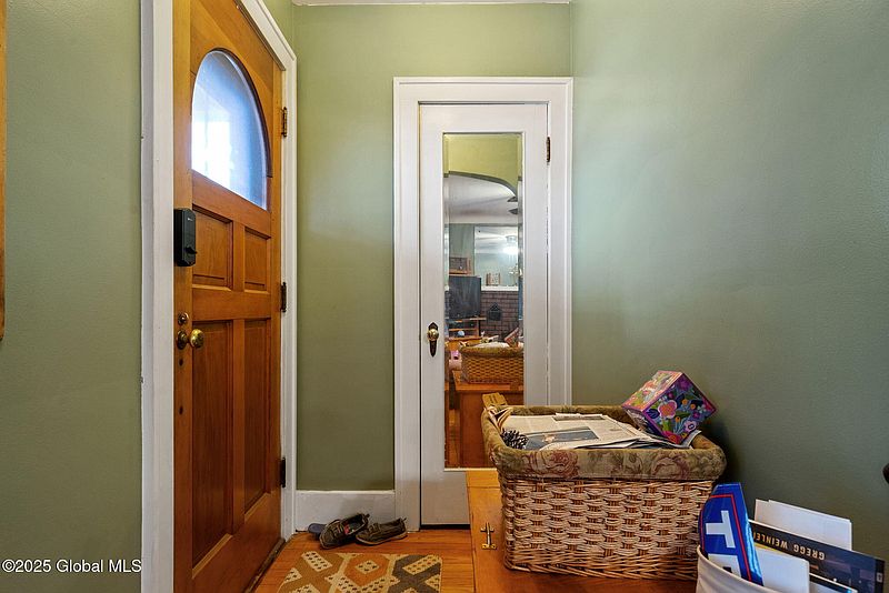 2nd image of 1437 Nott Street