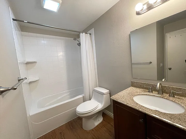 19428 Aurora Ave N #421 — Photo 6
